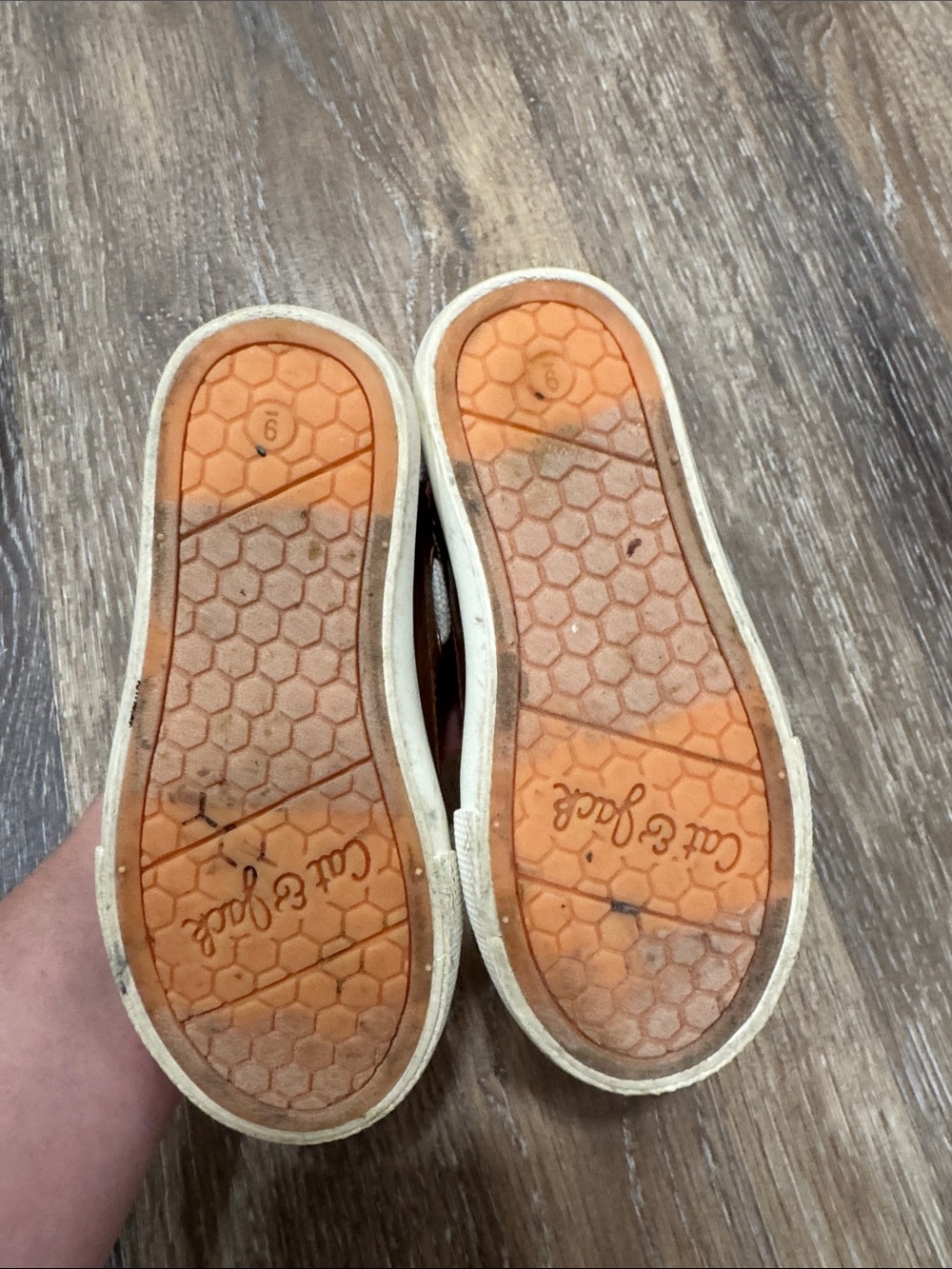 Cat & Jack kids shoes, size 10C - Picture 3 of 5